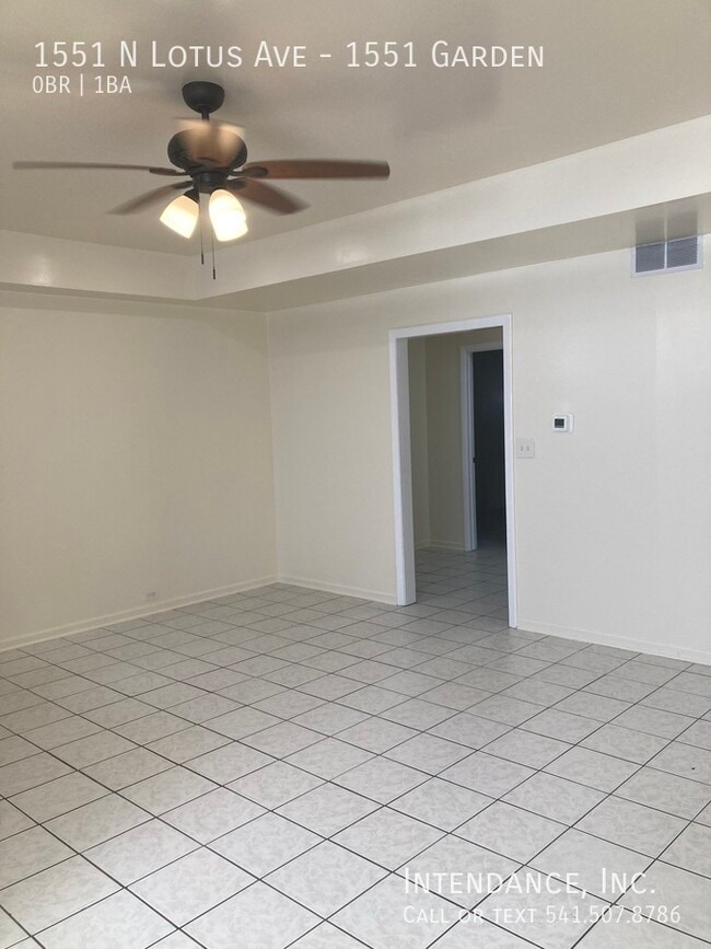 Building Photo - 1551 N Lotus Ave
