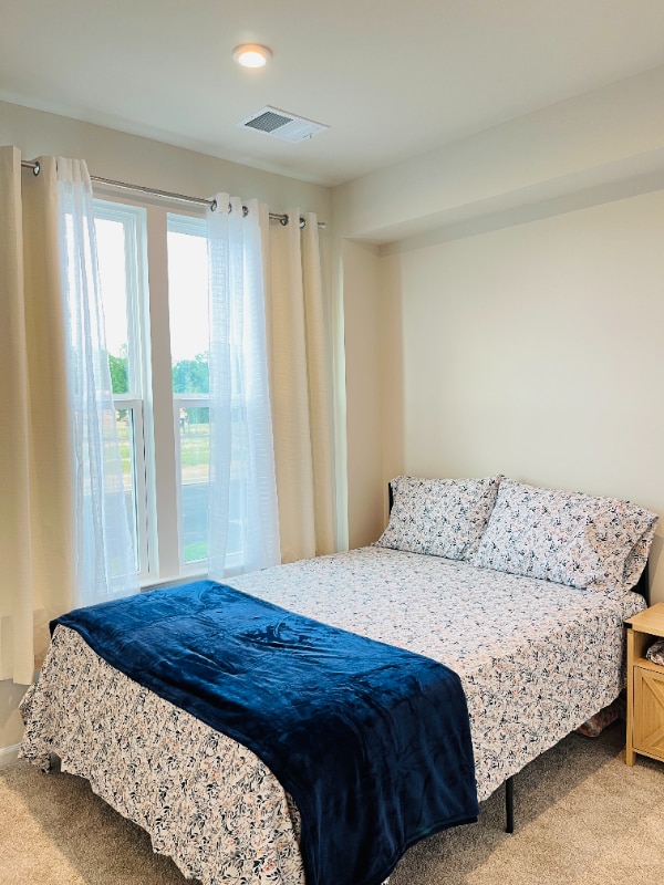 Foto principal - 4944 Dunhaven Dr