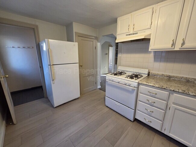 Foto del edificio - 338 La Motte Ln