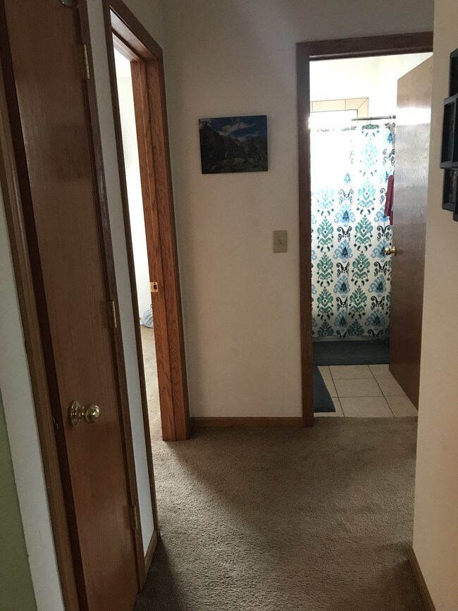 Foto del edificio - 300 Owen Rd