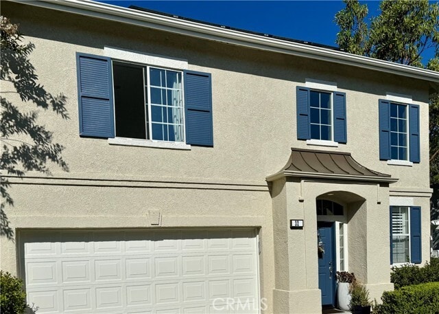 Foto del edificio - 32 Melrose Dr