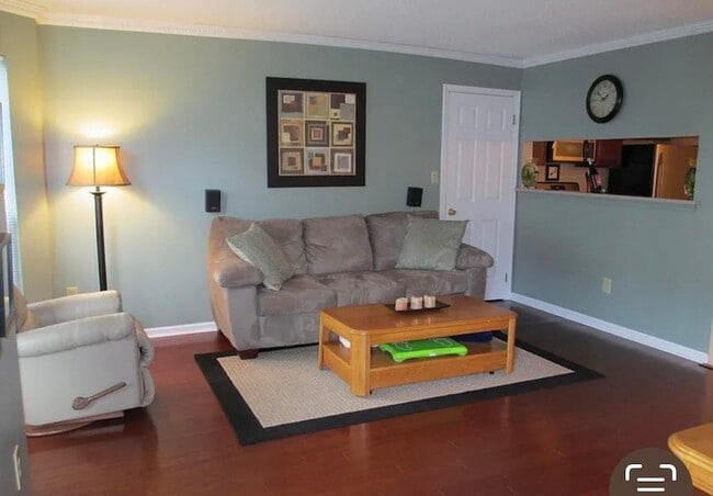 Photo - 29 Walnut St Apartment