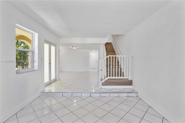 Building Photo - 3524 NW 4th Terrace