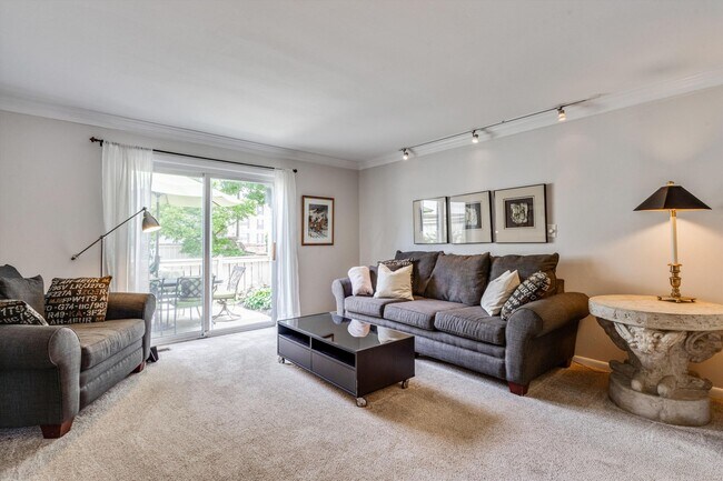 Foto del edificio - 2566 Scioto View Ln
