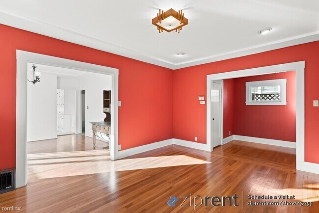 Foto del edificio - 3 br, 1.5 bath House - 3023 Champion St, O...