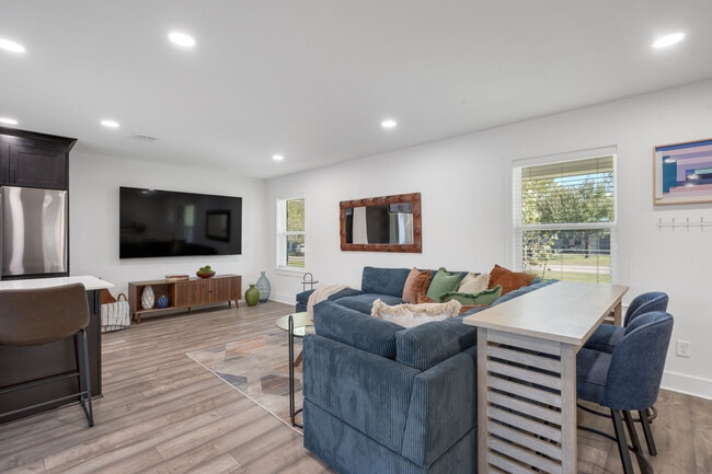 Building Photo - 1611 Armistead St