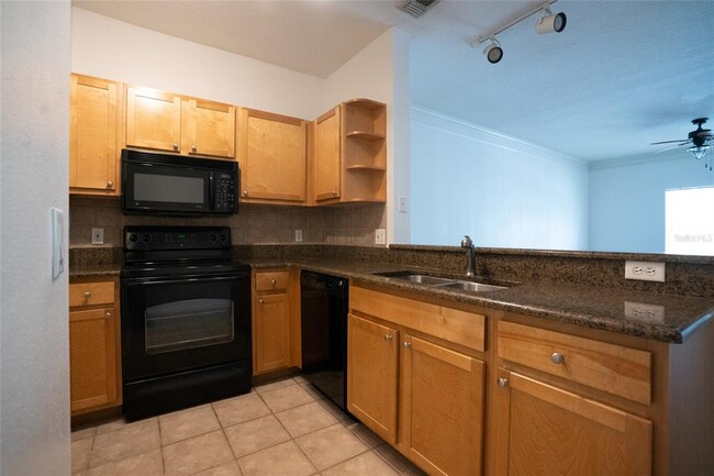 Building Photo - 4207 S Dale Mabry Hwy