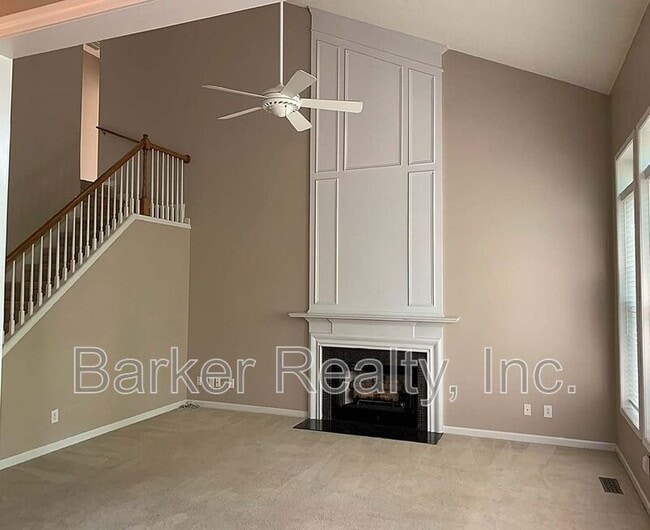 Building Photo - 2312 Colony Woods Dr