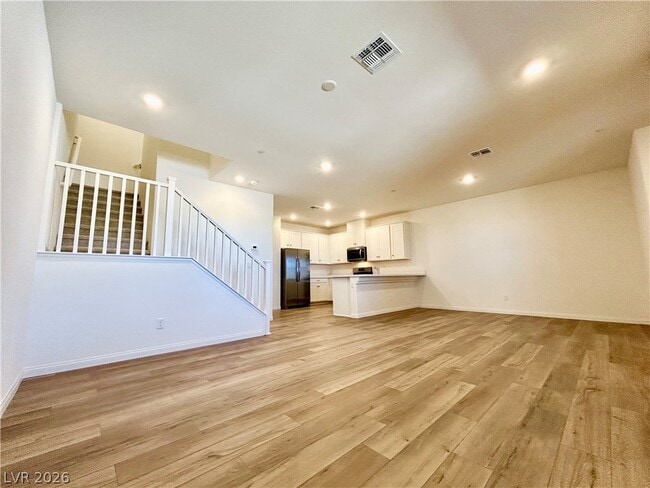 Building Photo - 12480 Kings Crk Pl