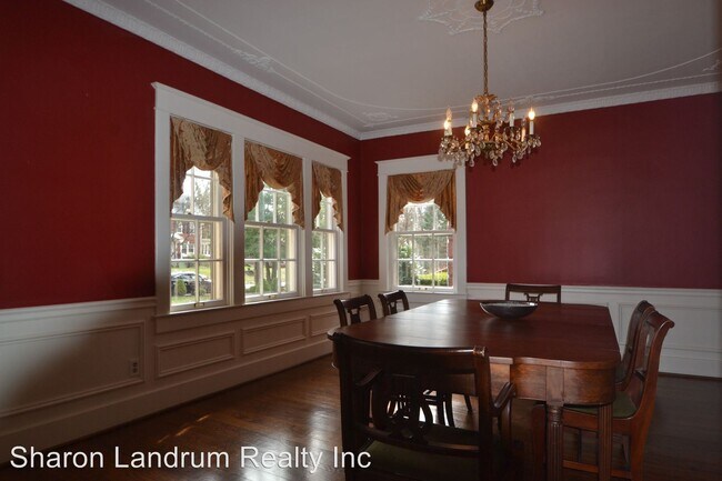 Building Photo - 3 br, 4 bath House - 2145 Woodford Place