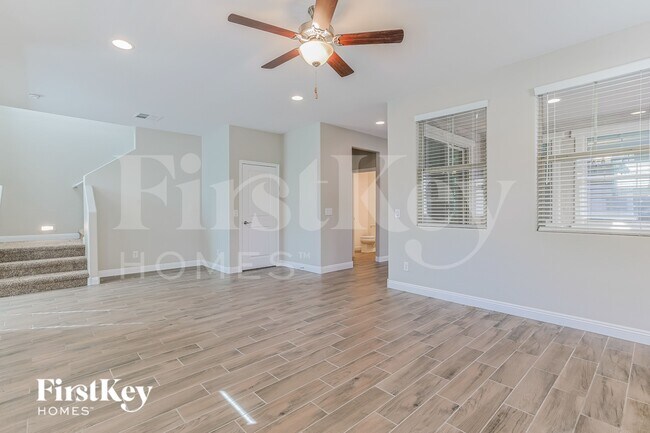 Foto del edificio - 257 N Sunrise