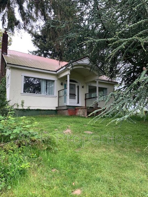 Primary Photo - 5549 Guide Meridian Rd