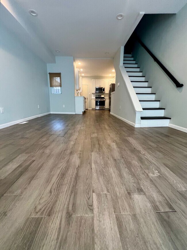 Photo - Newly Renovated 2-Bed Townhome Outside Bre...