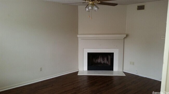 Building Photo - 1803 Reservoir Rd