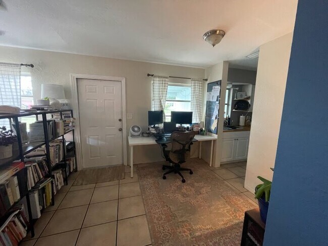 Foto del edificio - 173 38th Ave SE