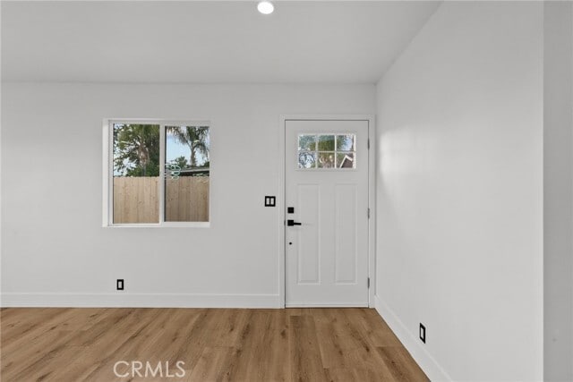 Foto del edificio - 12869 Norris Ave