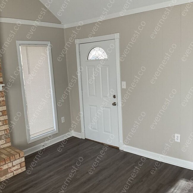 Building Photo - 1514 Edgewood Pl