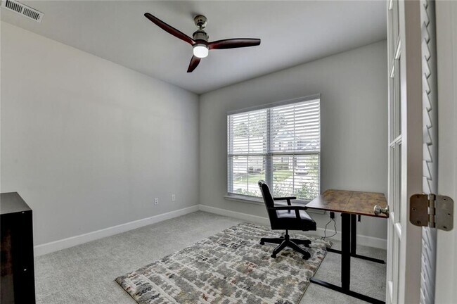 Foto del edificio - 5980 Bennett Pkwy