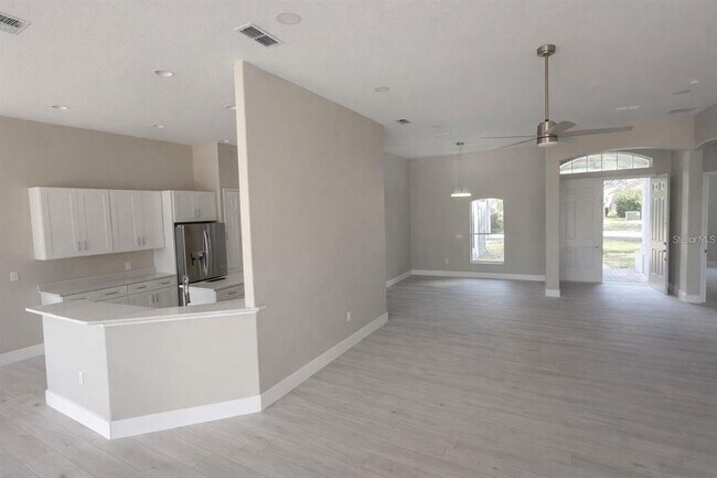 Foto del edificio - 3504 Valleyview Dr