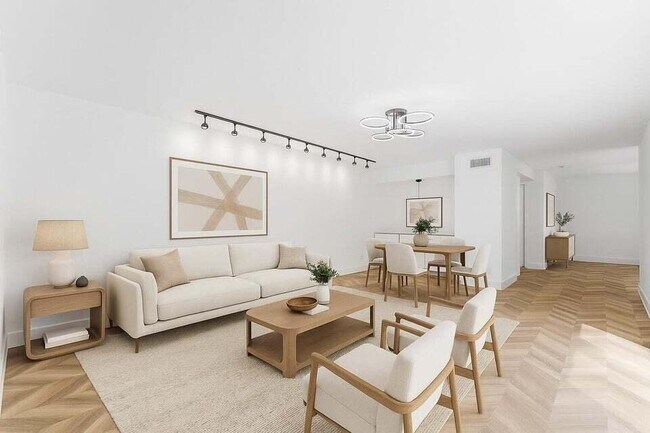 Building Photo - 3007 San Clara Dr