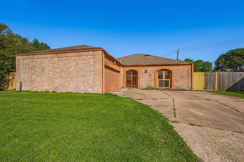 Primary Photo - 12922 Ashford Chase Dr