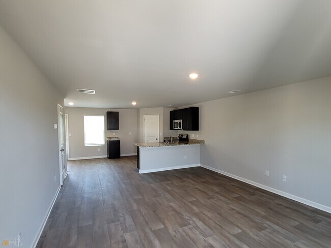 Foto del edificio - 112 River Birch Ln