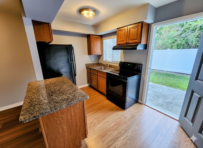 Building Photo - 37220 Majestic Oak Ct