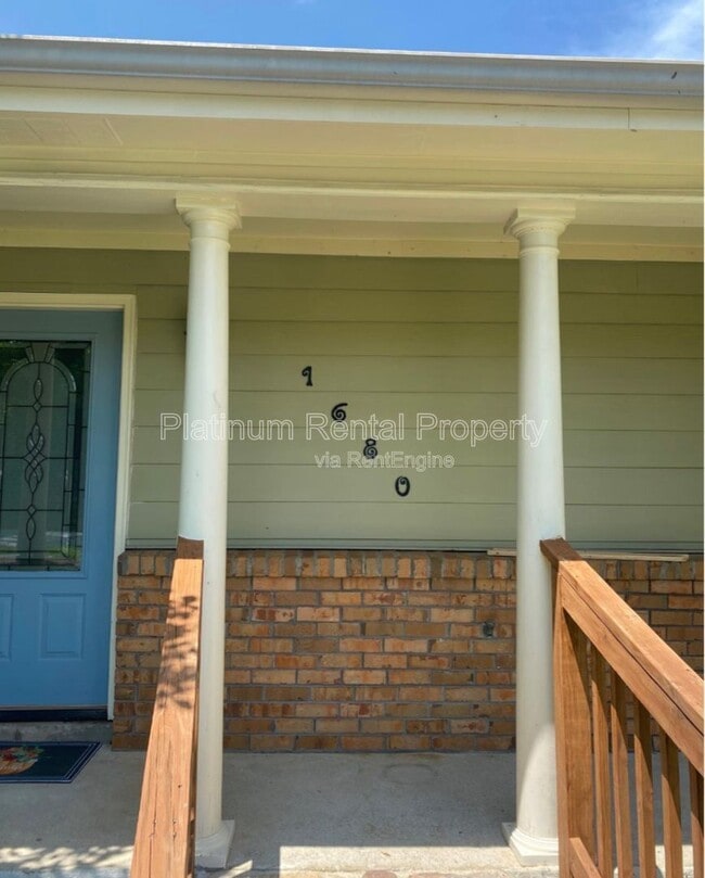 Photo - 1680 Hill St NE House