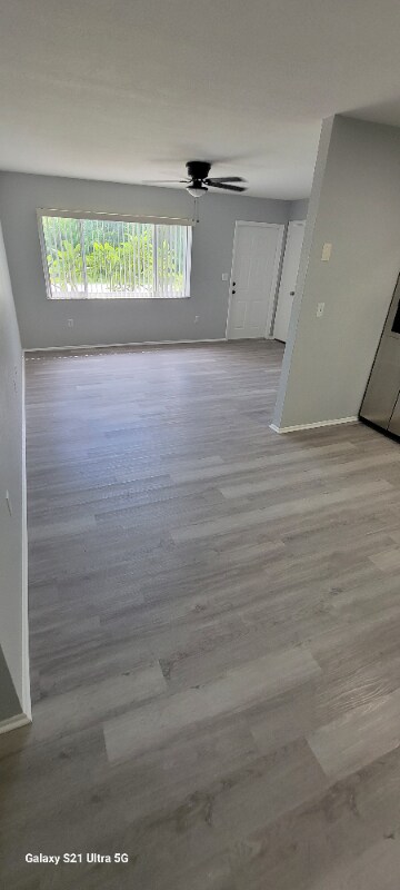 Building Photo - 2498 Lakeshore Cir