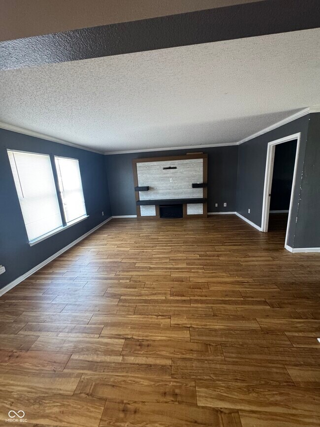 Foto del edificio - 9010 Orchid Bloom Pl