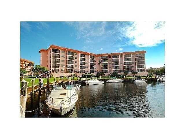 Foto principal - 2871 N Ocean Blvd