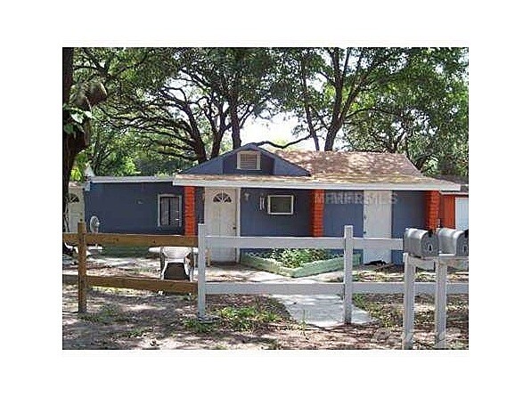 Primary Photo - 8724 N Tampa St