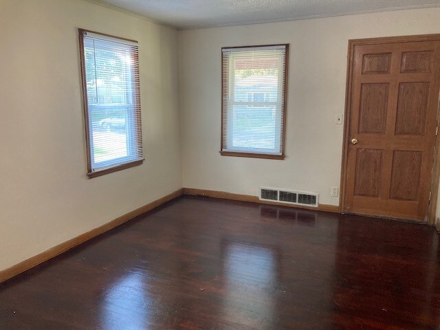 Foto del edificio - 118 Ringland Rd