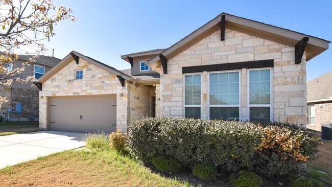 Building Photo - 613 Palmilla St