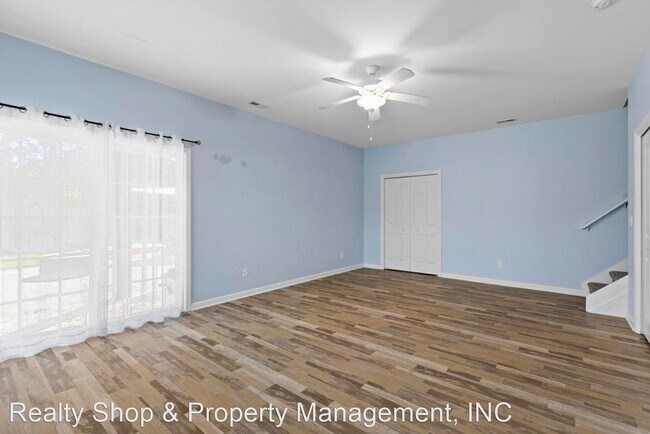 Building Photo - 3 br, 3 bath House - 123A James Avenue