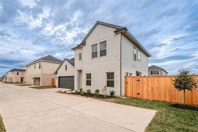 Foto del edificio - 31139 Mahogany Fir Trl