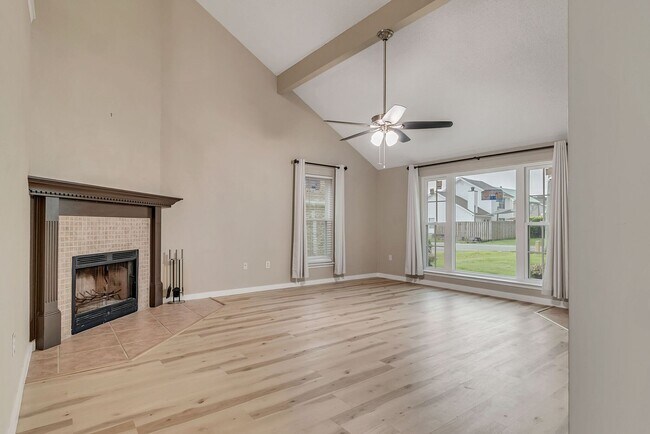 Foto del edificio - 4 Bedroom in Mary Esther!!