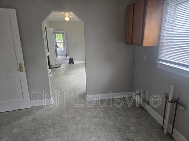 Building Photo - 1515 Huntoon Ave