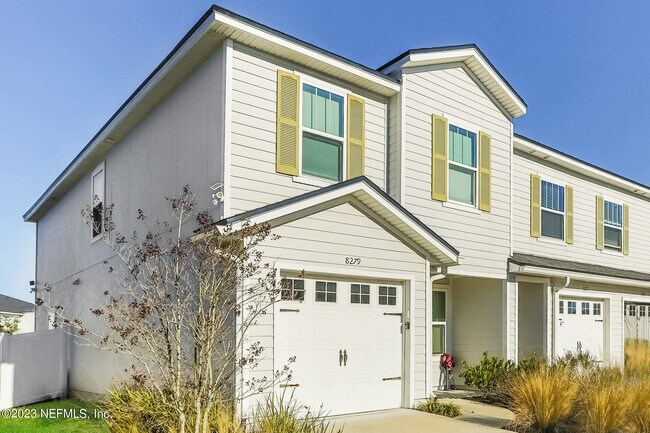 Foto del edificio - 8275 Rigel Rd