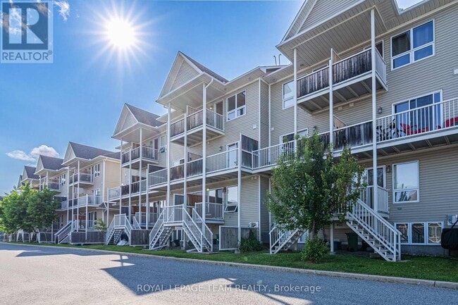 Photo du bâtiment - 634 Chapman Mills Dr