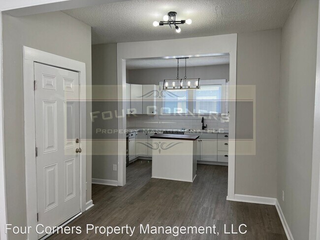 Building Photo - 4 br, 3 bath House - 400 Beech St