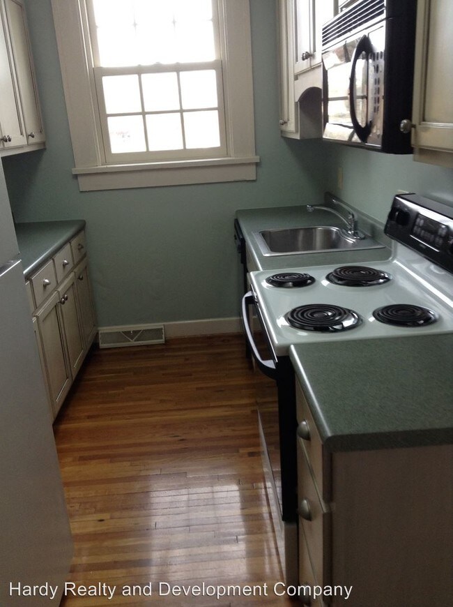 Foto del edificio - 814 E 2nd Ave