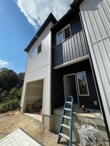 Building Photo - 3987 Flat Rock Rd