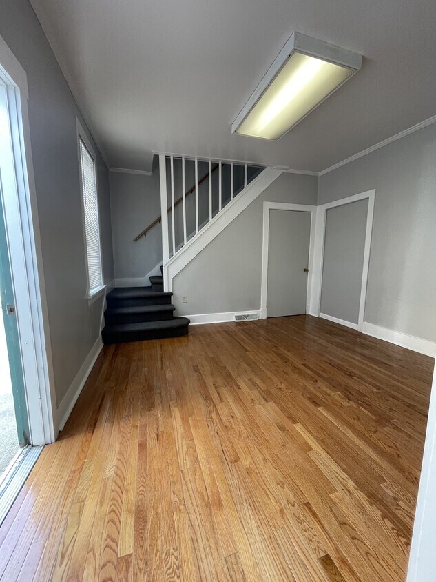Building Photo - 226 E Fayette St