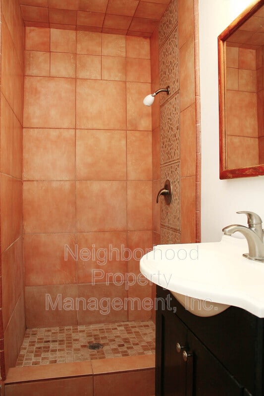 Building Photo - 898 W San Gabriel Ave