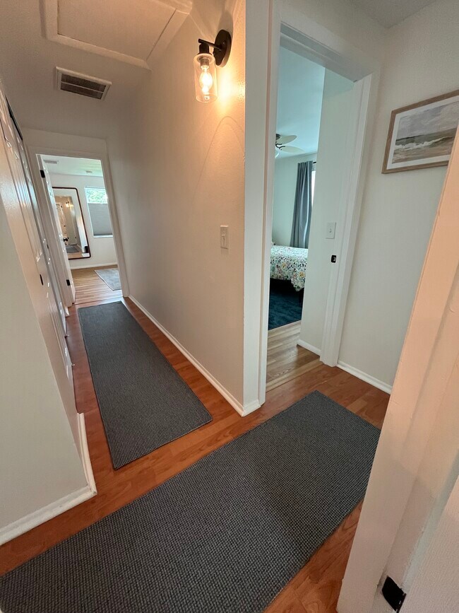 Foto del edificio - 1744 10th St SW