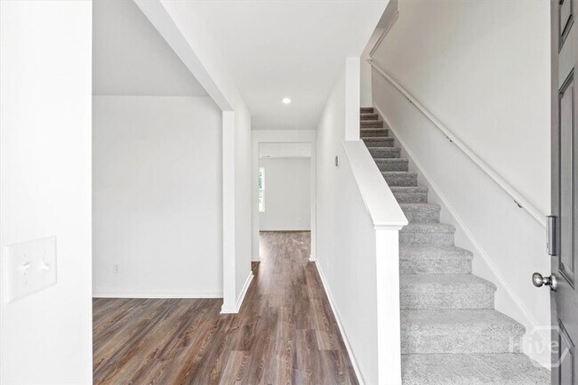 Foto del edificio - 217 Foster St