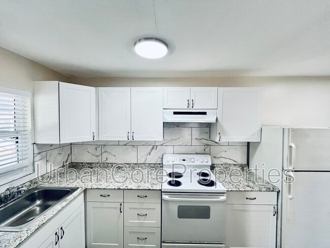 Foto del edificio - 115 7th Ave N