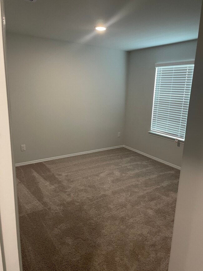 Building Photo - 5810 Fresh View Ct
