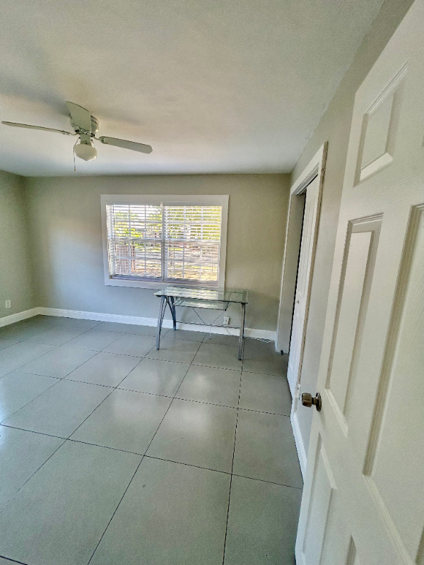 Foto del edificio - 949 Ardmore Rd